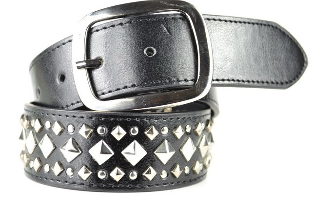 Wholesale Women Stud Belt - Fun012